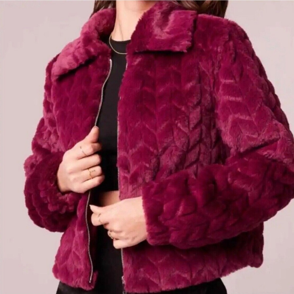 75. NWT Band of the Free Val Faux Fur Chevron Jacket Eggplant Purple Size S.